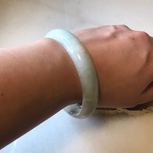 Jade bangle bracelet